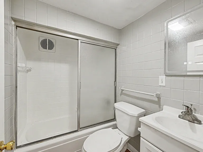 4220 Harrison St — Photo 12