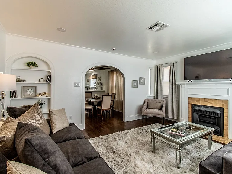 1117 Ocean Dr E #A — Photo 3