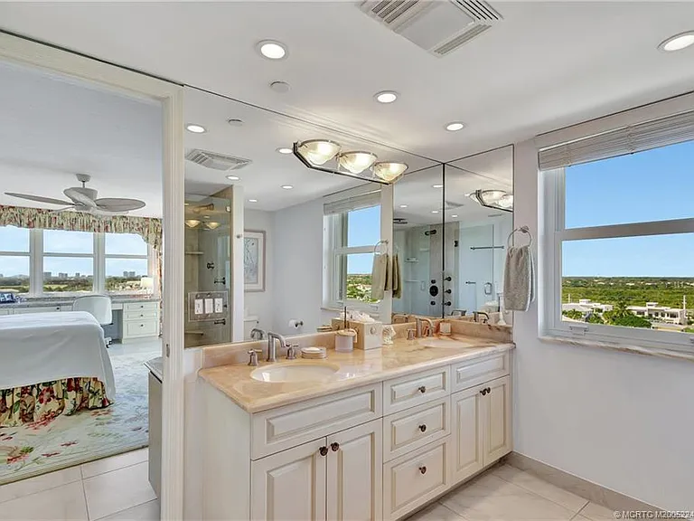 500 Ocean Dr #W-11 — Photo 30