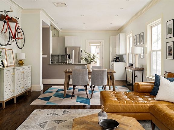2nd image of 99 Sedgwick St #2