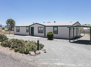 20525 E Cholla Dr, Mayer, AZ 86333