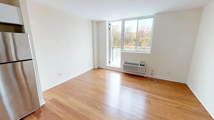 Rented by Metro Garden Realty NYC | media 42