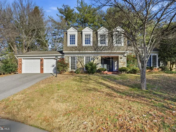 3 Scottview Ct, Potomac, MD 20854