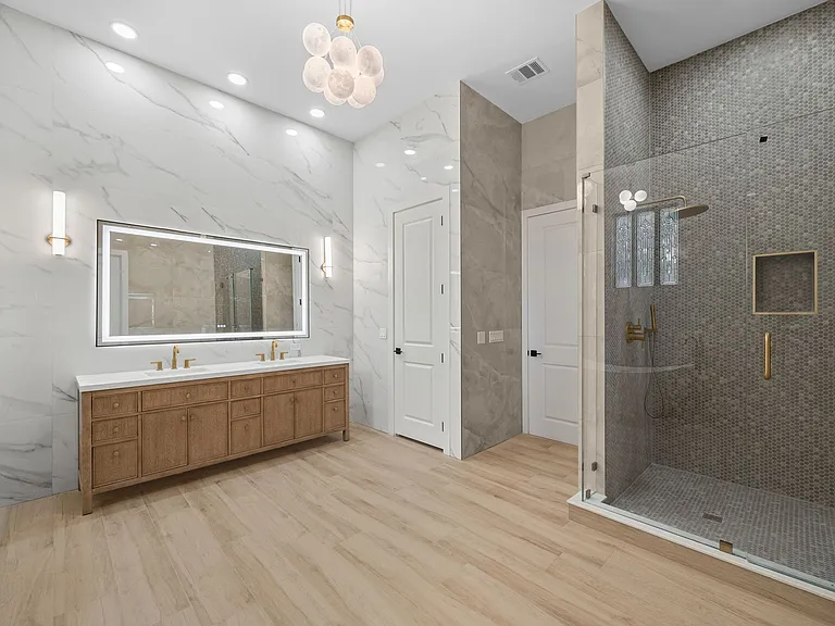 5345 Monterey Dr — Photo 19