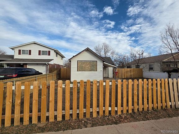2nd image of 146 N 9th Avenue