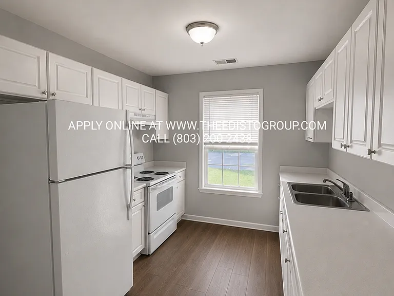 220-254 Taylor St — Photo 6