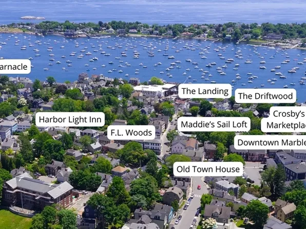 45 Washington St APT 3, Marblehead, MA 01945