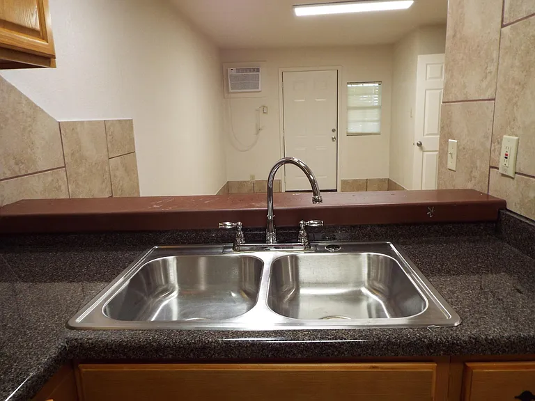 2519 Hicks Ave #2 — Photo 18