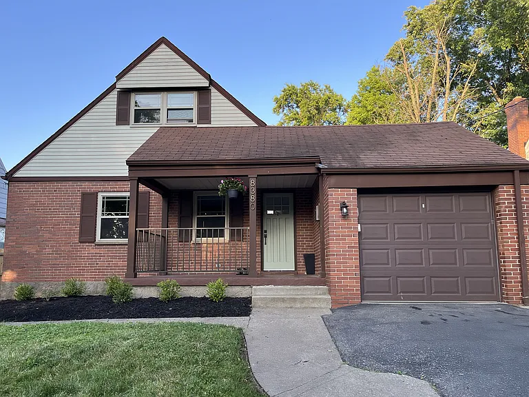 8380 Wicklow Ave — Photo 37