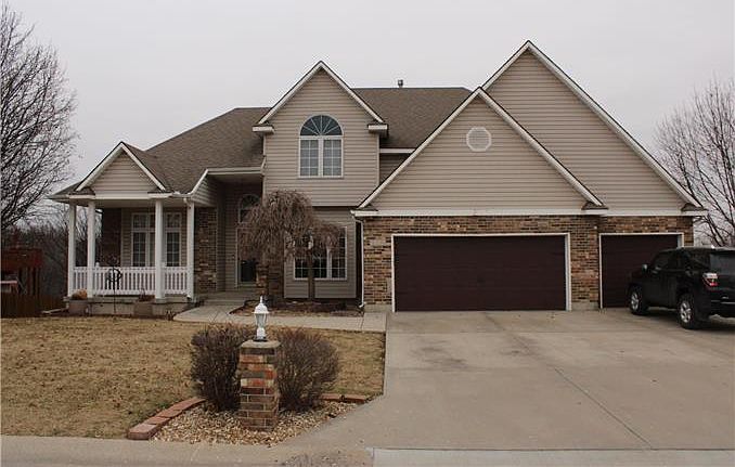 1st image of 1204 Foxtail Dr