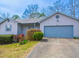 14801 Ridgewood Dr, Little Rock, AR 72211