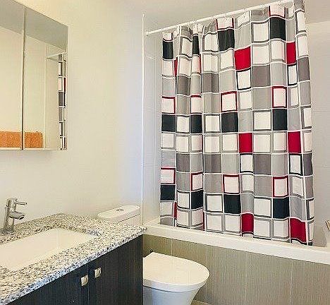 3rd image of 9618 Yonge St #1505