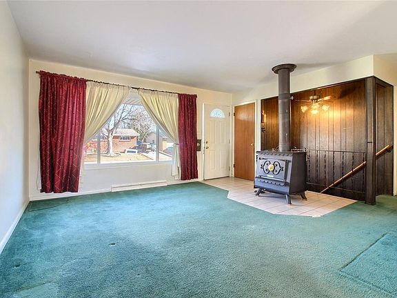 4th image of 3328 W Aksarben Ave