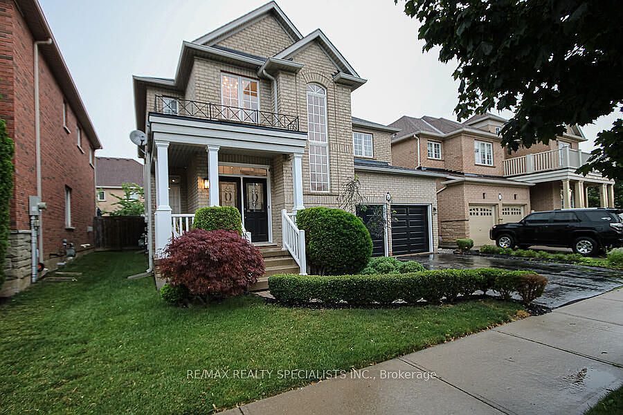 1st image of 7 Kingspoint Cir