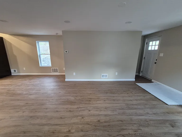 145 Cottage Ave — Photo 13