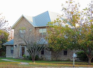585 River Bend Ln, Martindale, TX 78655