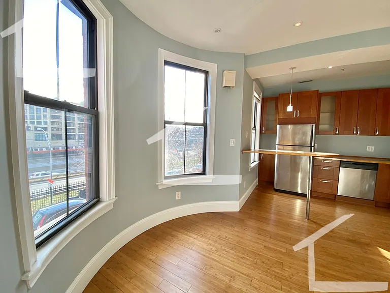 9 Cortes St #3 — Photo 17