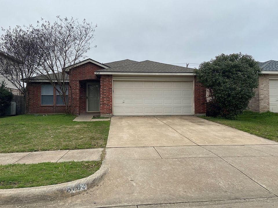 1st image of 8732 Hunters Creek Dr