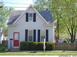 416 W Main St, Mascoutah, IL