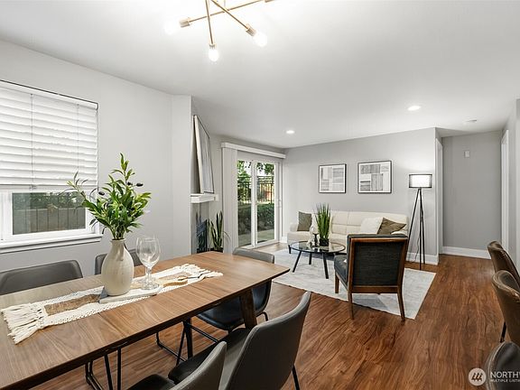 3rd image of 4831 Fauntleroy Way SW #103