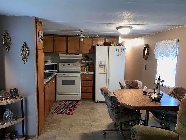 3937 Court St — Photo 2