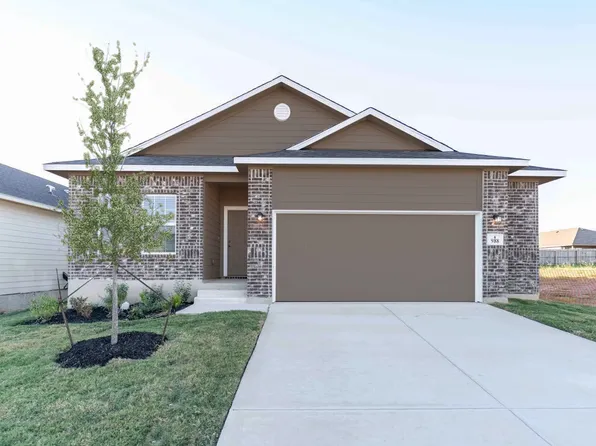 988 Gray Cloud Dr, New Braunfels, TX 78130