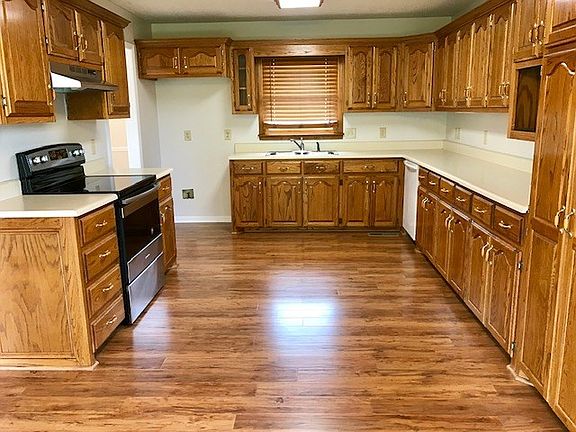 5th image of 212 Bailey Springs Dr