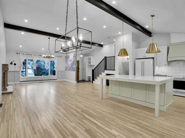 64 Hartford Rd NW, Calgary, AB T2K 2A5