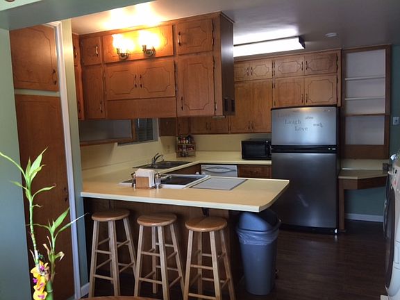 4th image of 540 N 200th St E