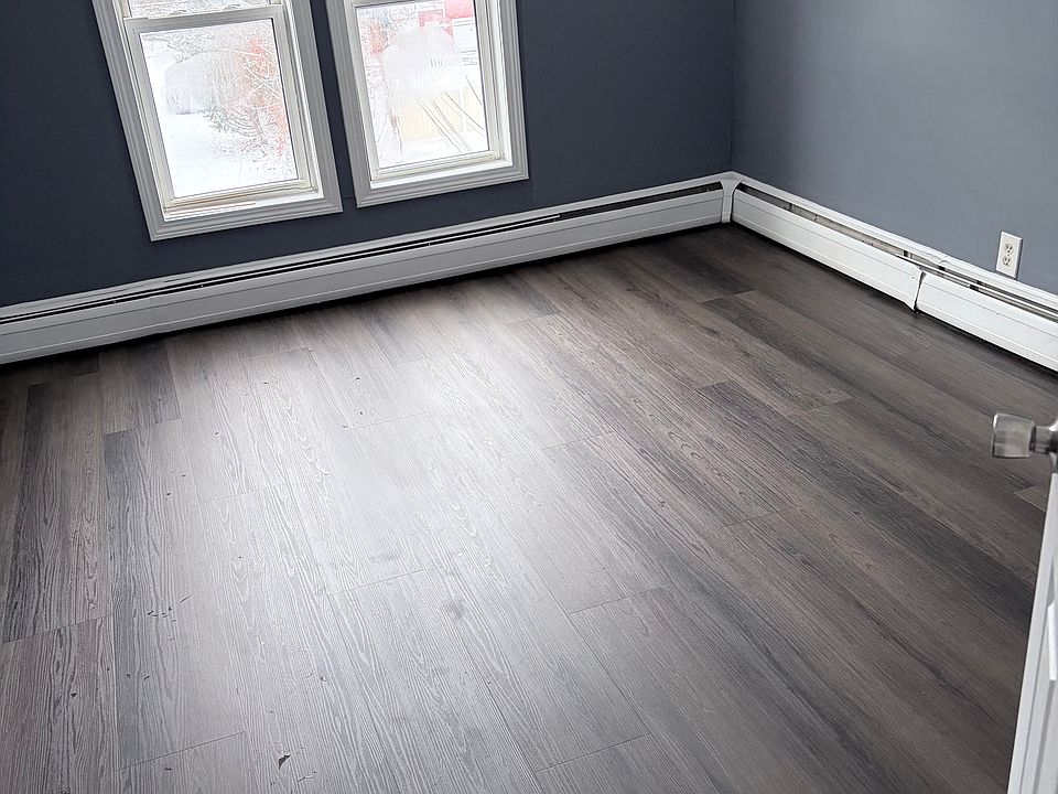 2nd image of 98 Orchard St #3