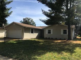 2309 Aspen Dr, Champaign, IL 61821