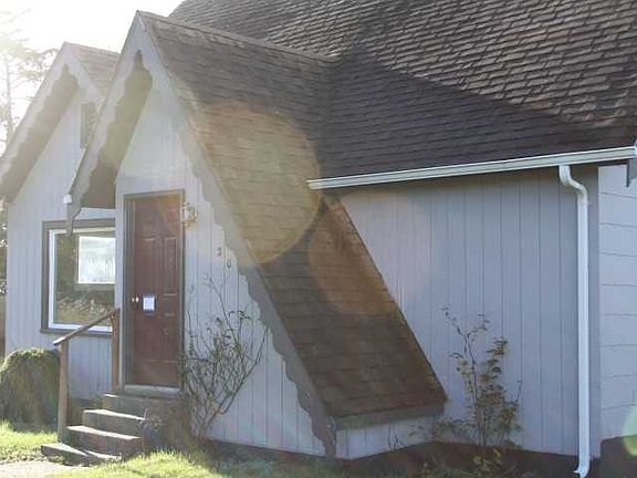 2nd image of 203 S Ocosta St
