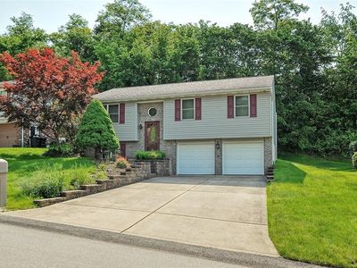 317 Fairview Dr, Irwin, PA, 15642