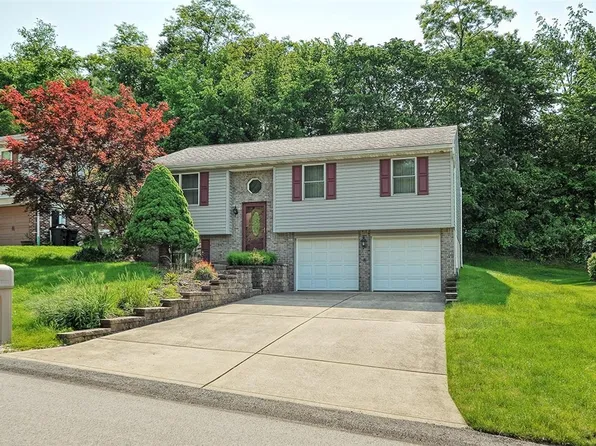 317 Fairview Dr, Irwin, PA 15642