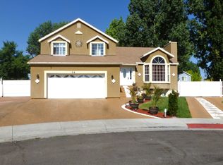 104 Colonial Cir, Elko, NV 89801