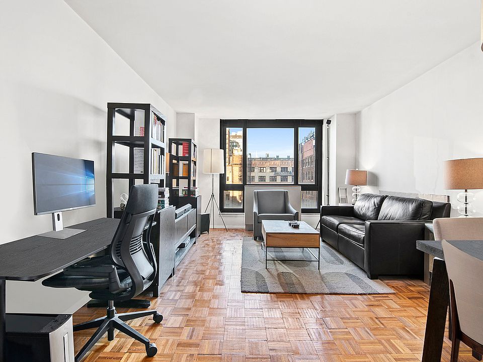 1st image of 1 Irving Pl APT P12e