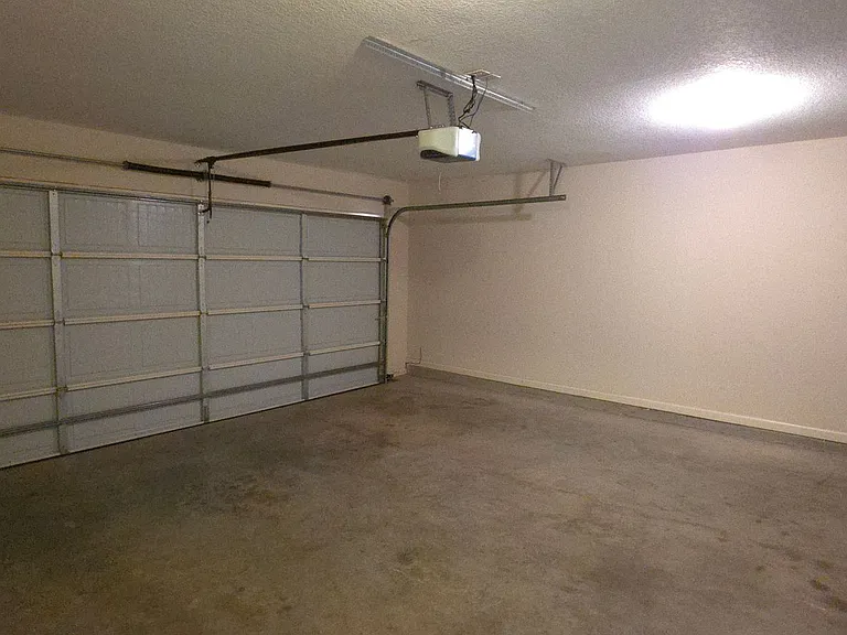 2125 Savannah Dr — Photo 17