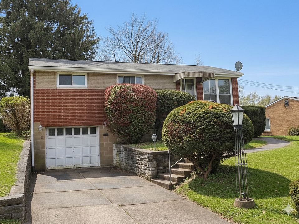 1st image of 215 Erhardt Dr