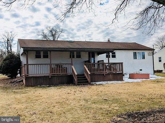 2nd image of 1413 Foster Rd