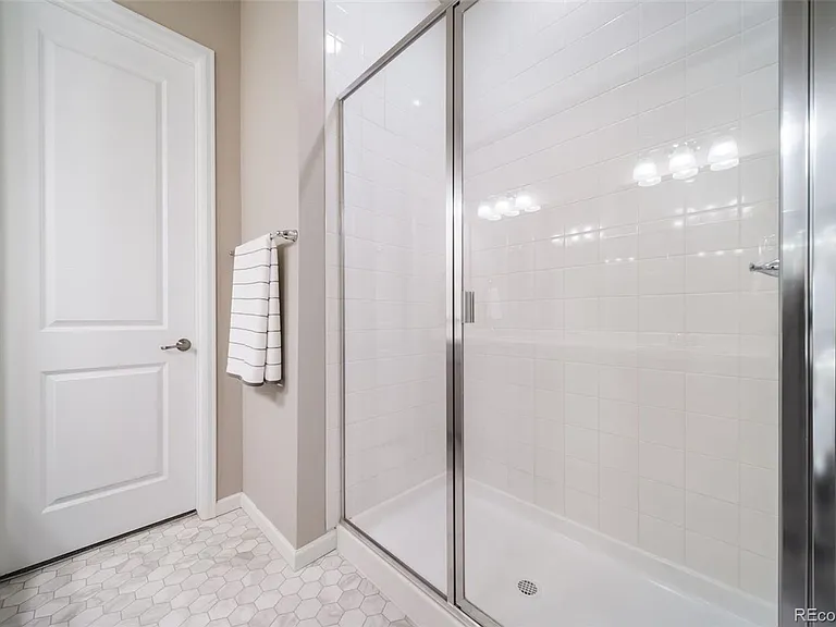 195 Silver Rock Trl — Photo 12