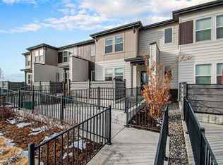 16011 Bolling Dr, Denver, CO 80239