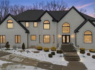 1514 Fox Chase Dr, Sewickley, PA