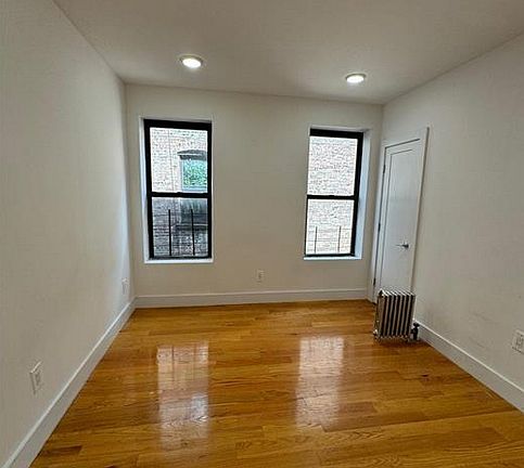 2nd image of 15 Marion Ave