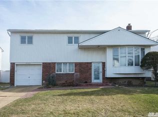 3405 Milburn Ave, Baldwin, NY 11510