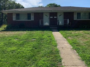 9417 N Cross St, Peoria, IL 61615