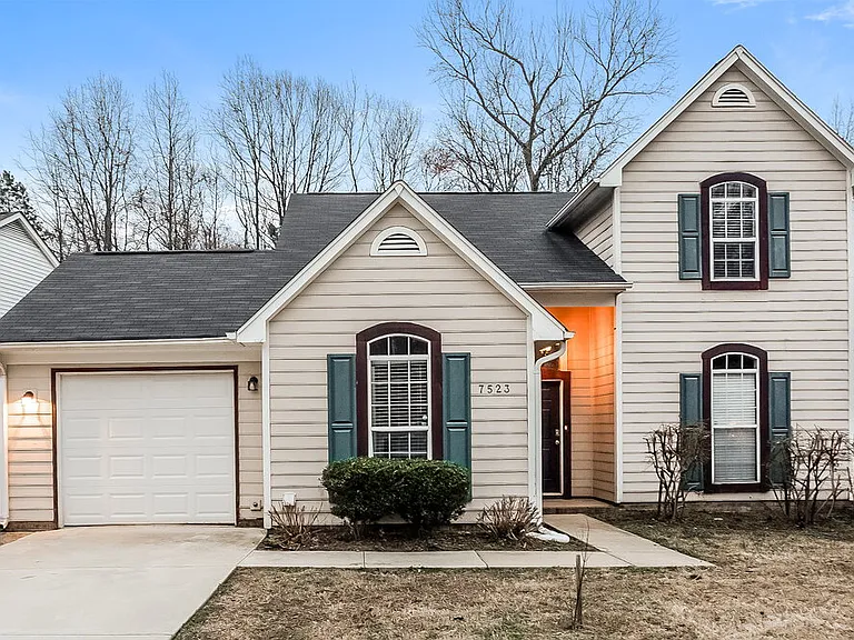 7523 Pence Pond Ln — Photo 1