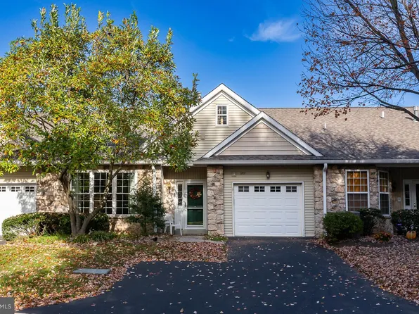 1303 Palmer Dr, Springfield, PA 19064