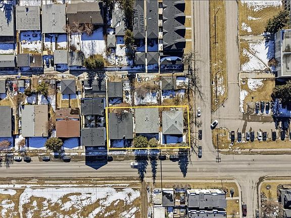 3rd image of 2139 & 2141 N 50th Ave SW