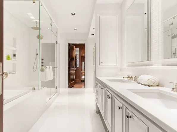 46 East 66th Street image 24 of 44