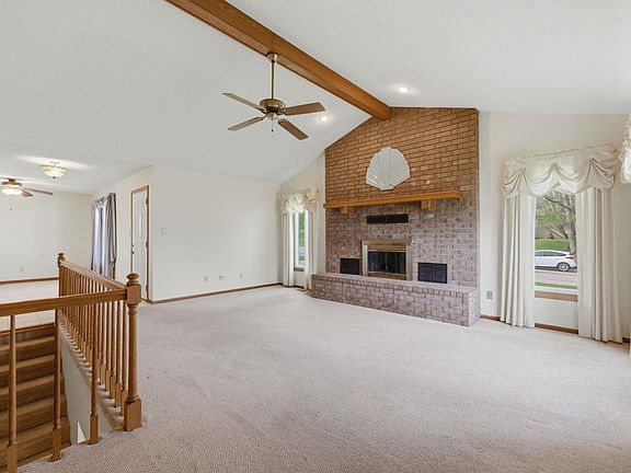 5th image of 1001 Country Club Dr